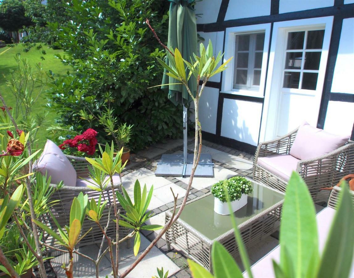 Ferienhaus Im Fachwerkhof 'Haus In Bewegung' Seelscheid Ngoại thất bức ảnh